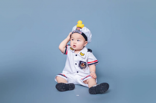 孟津宝宝几个月攒肚子